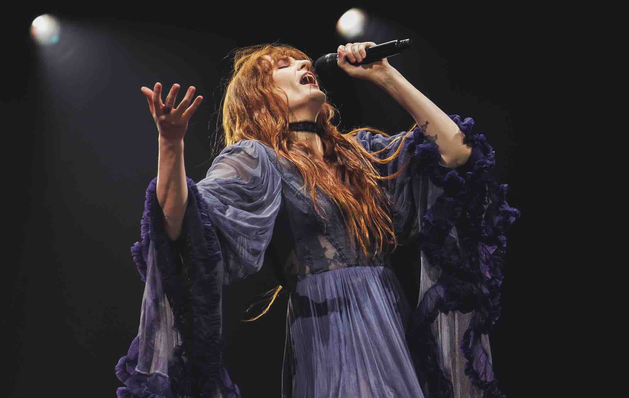 Mad Cool Festival 2026 Secondo giorno in foto: Florence + the Machine, CMAT, Lorde e altro ancora