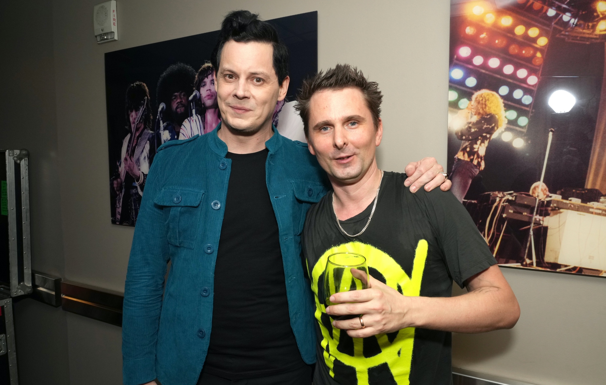Matt Bellamy dei Muse ripercorre la scena chitarristica rock degli anni 2000 e il recente incontro con Jack White e Albert Hammond Jr: "Cazzo! Siamo ancora qui!"