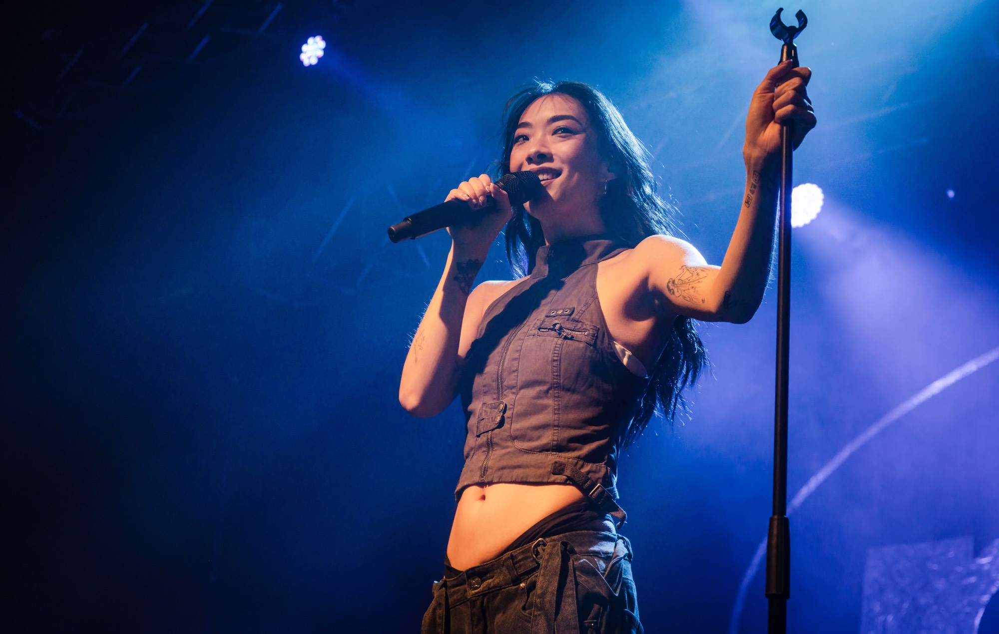 Rina Sawayama rivela di aver registrato "40 o 50" nuove canzoni negli ultimi due anni
