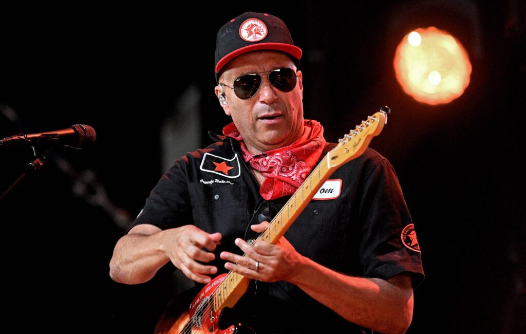 Tom Morello lancia il Mary Morello Memorial Project in onore della defunta madre