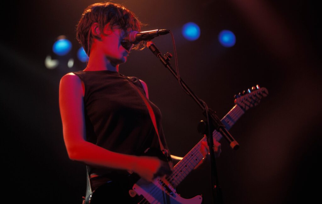 Gli Elastica annunciano la ristampa deluxe ampliata del classico album di debutto omonimo