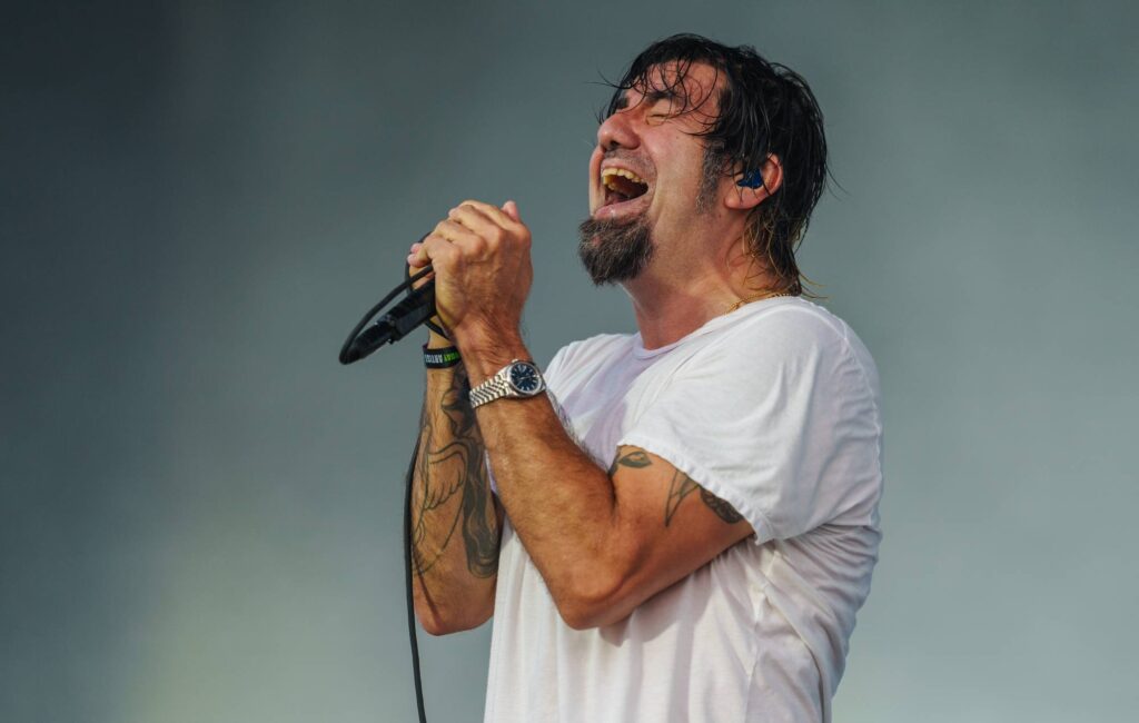 Guarda i Deftones suonare "Risk" per la prima volta dal 2011 mentre danno il via al tour europeo dell'estate 2026