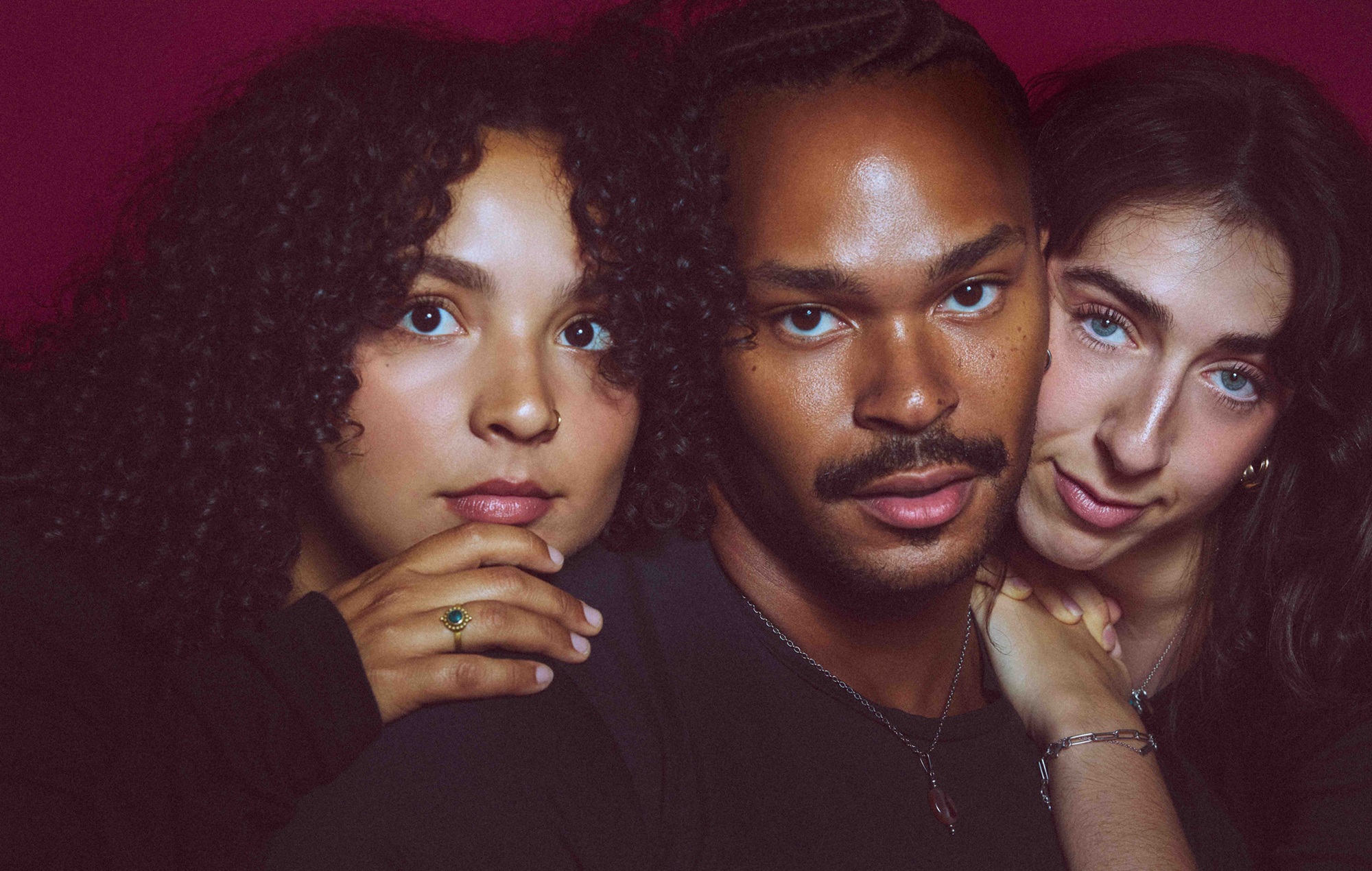 Tiny Habits – Recensione 'Keepers': silenziosi creatori di armonie entrano in un nuovo sound solare