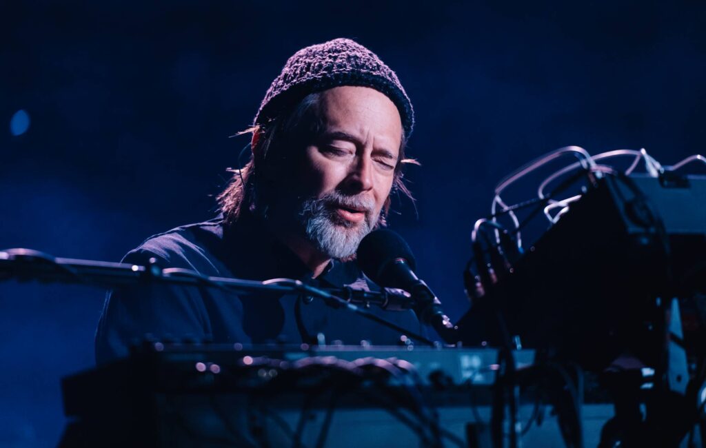 Thom Yorke afferma che il tour di reunion dei Radiohead ha causato un “enorme” crollo nella fiducia in se stessi: “Mi ci sono voluti mesi”